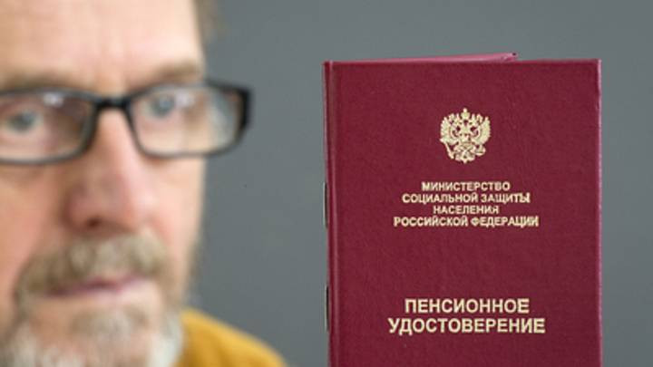 Работать и еще раз работать: эксперты рассказали, поднимут ли еще пенсионный возраст в России