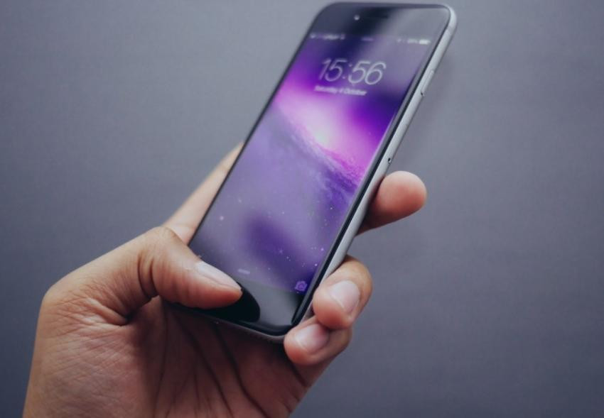 В WSJ описали процесс превращения старого iPhone в новый с последующей перепродажей