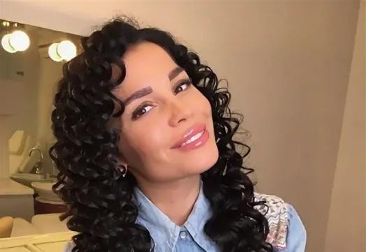 Юлия Салибекова ответила на критику внешнего вида своих сыновей