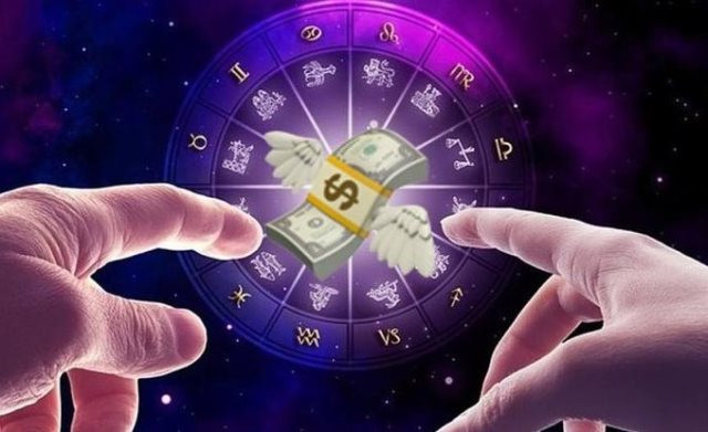 Кому из знаков зодиака апрель 2023 года принесет богатство