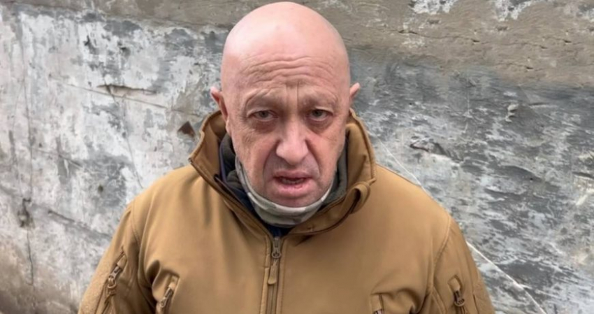 «По Бахмуту легче ездить, чем в СПБ»: Пригожин раскритиковал губернатора Санкт-Петербурга