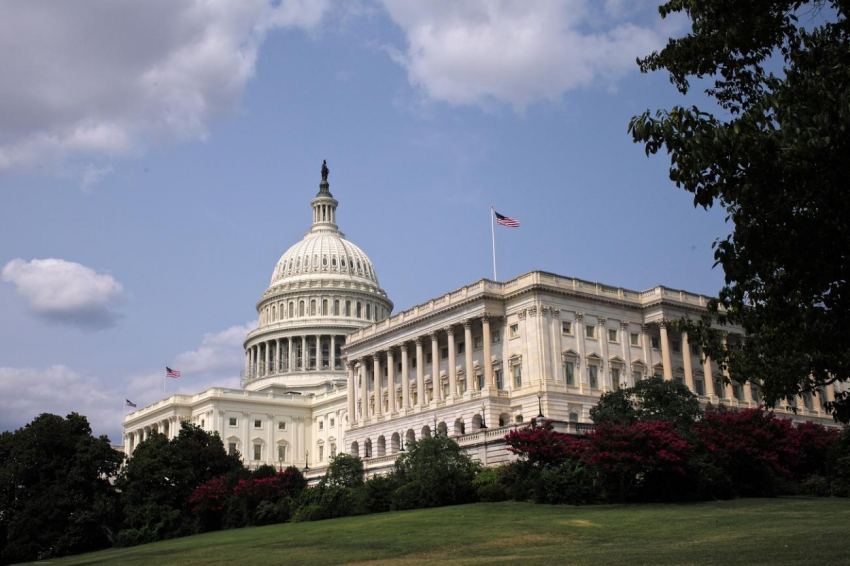 Конгресс США обязал Джо Байдена раскрыть информацию о происхождении коронавируса
