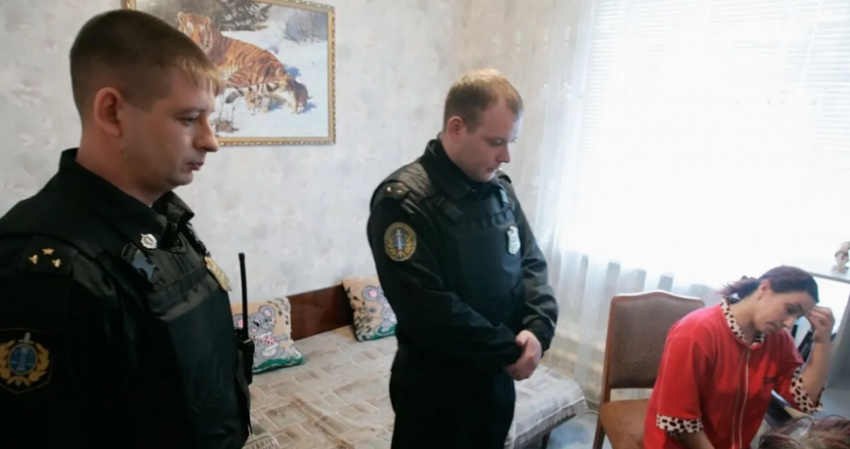 В России должников по ЖКХ будут искать через суды: что изменится для граждан