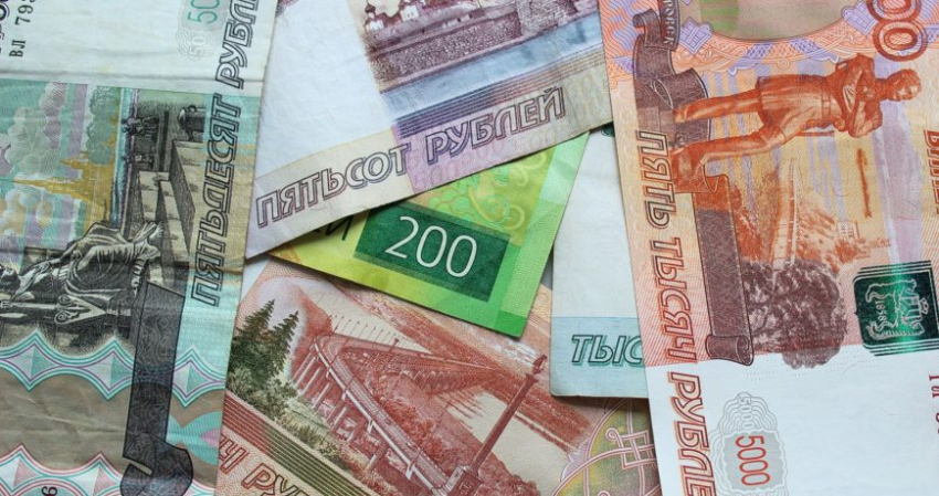 С 1 апреля 2023 года перестанут выдавать «особые» купюры в банках России