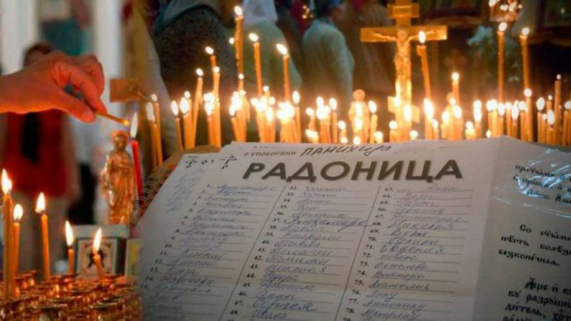 Пасха мертвых 2023: когда убираются на кладбище перед 25 апреля на Радоницу, главные традиции Родительского дня