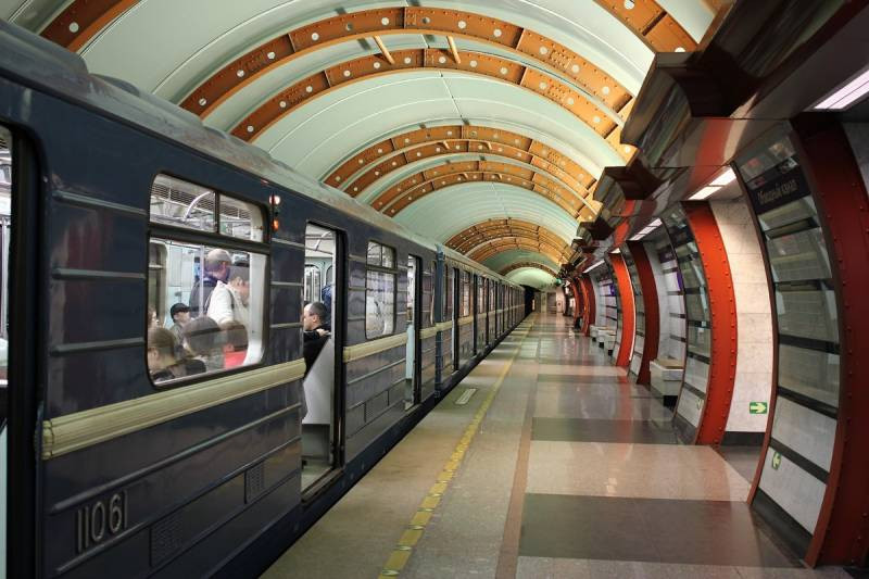 Как будет работать метрополитен в Санкт-Петербурге в пасхальные праздники 2023 года