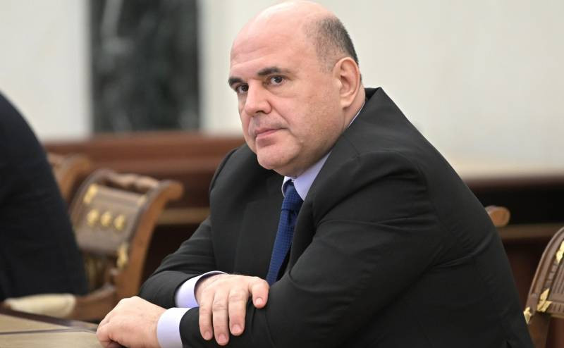 Премьер-министр России заявил о недопустимости задержек с поставками вооружений в зону спецоперации