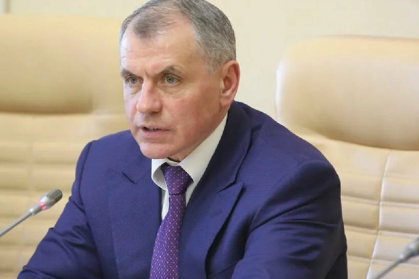 Константинов выразил мнение, что в Украине следует провести референдум