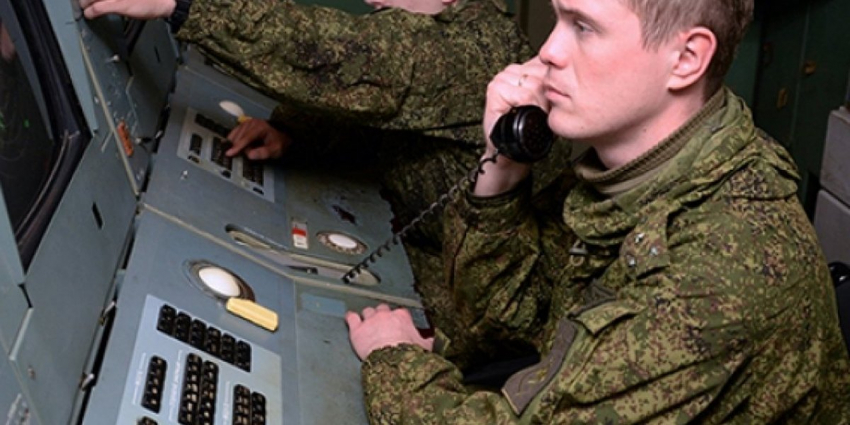 Около 20 тысяч военных будут дежурить на защите неба Москвы в праздники