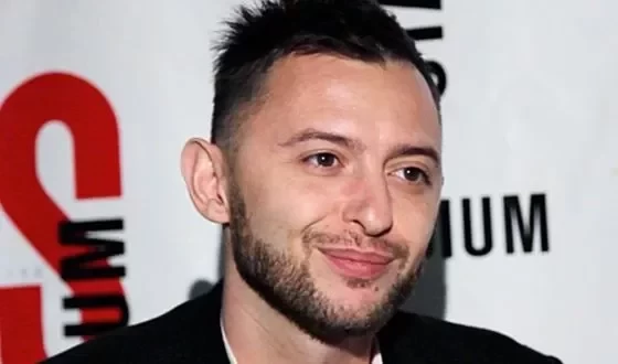 Актер Оскар Кучера поддержал вокалиста рок-группы «Звери» Романа Билыка после потасовки в баре