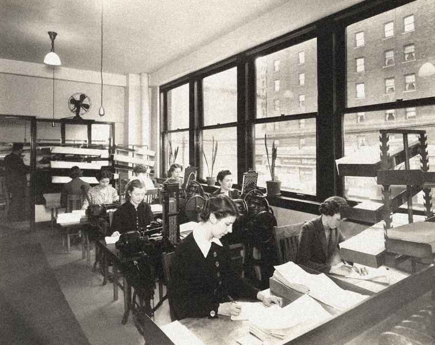 Working Class Life in England in the 1930s