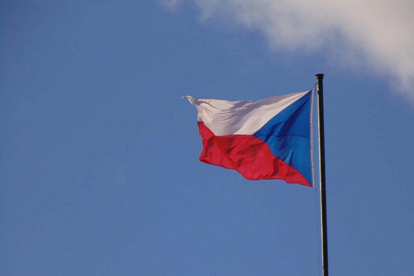 Прага потребовала у России деньги за подарки Чехословакии
