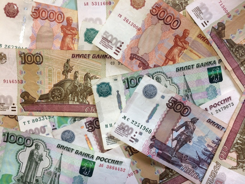 Организаторы ПМЭФ предупредили иностранных гостей о сложностях со снятием наличных в России
