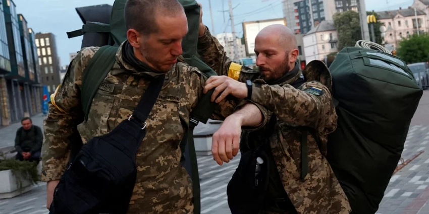 Новости Украины сегодня: Катастрофические потери ВСУ на Времьевском выступе — 7,5 тысяч человек за 10 дней! Война на Украине последние сводки СВО 15.06.2023г