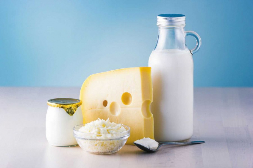 Диетолог Гинзбург назвал кисломолочные продукты полезными для снижения холестерина