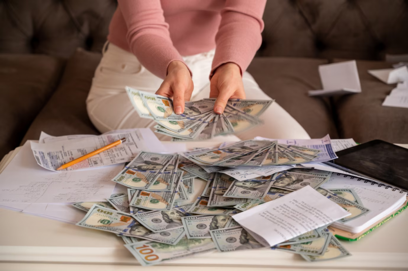 Купюры пойдут рекой: только 4 знака зодиака ожидает мощный денежный прорыв в июле-августе 2023