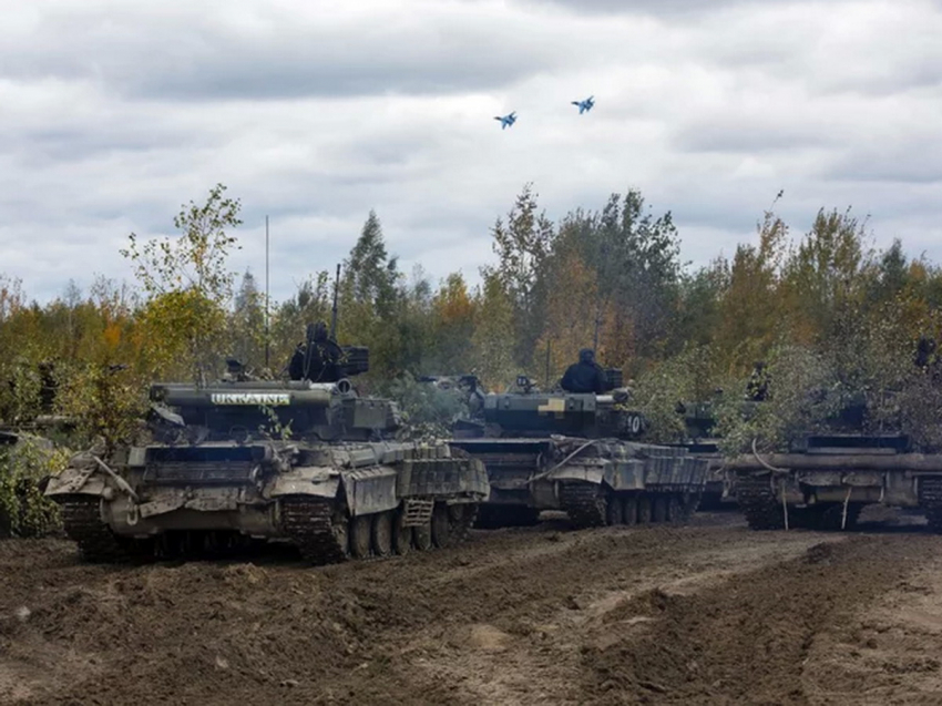 «В Таганроге прозвучали взрывы, упала украинская ракета С-200, Путину доложили!»: Три последних карты боевых действий на Украине на 28 июля 2023: последние новости сегодня, ситуация в ДНР, Бахмуте и ЛНР, обзор военных действий сейчас 28.07.2023