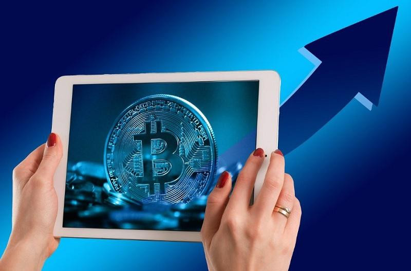 Экономист Сидоренко назвала последствия ограничений криптобиржи Binance для россиян