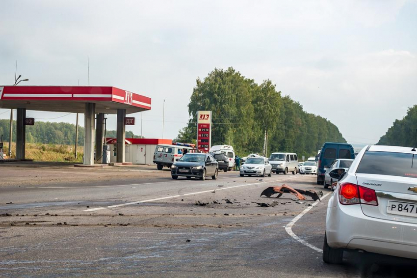 В Пензе в ДТП столкнулись 13 автомобилей