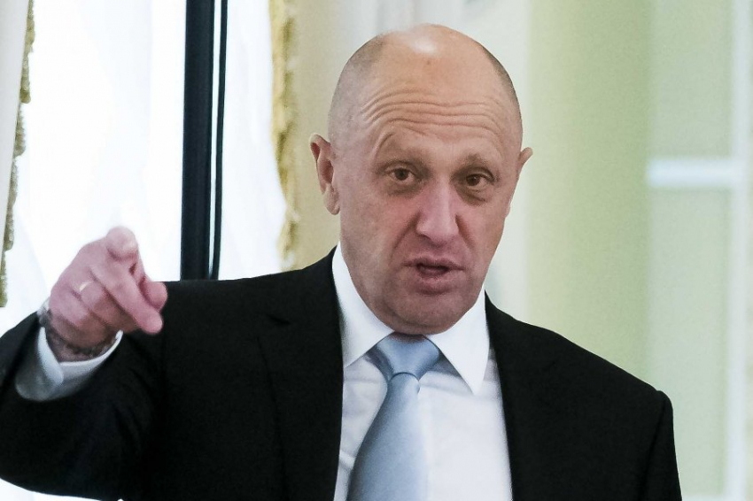 МК: Глава ЧВК «Вагнер» Евгений Пригожин инсценировал смерть