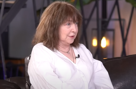 Екатерина Семенова назвала «старыми дурами» бежавших из России артисток