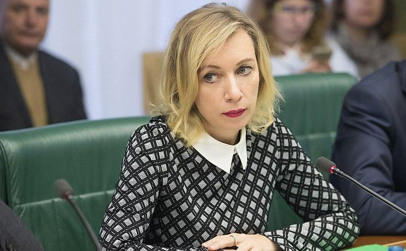 Мария Захарова была уверена, что она единственная, кому дарит цветы Владимир Соловьев