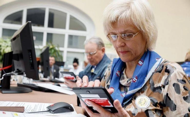 Снижение пенсионного возраста: плюсы и минусы для россиян в 2025 году