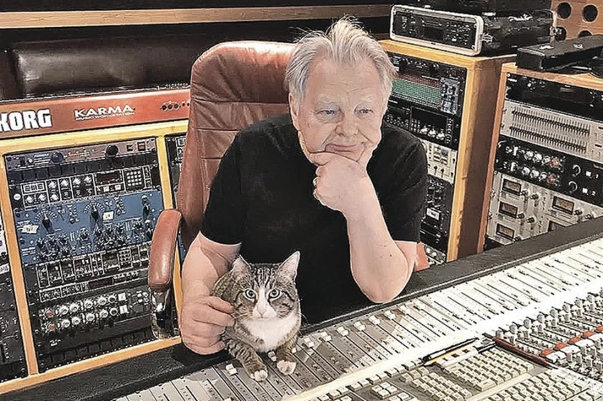 Юрий Антонов: Написать песню - такая же работа, как помыть посуду