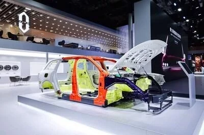 Дебют системы интеллектуальной безопасности SERES на Шанхайском автосалоне 2025 устанавливает отраслевой стандарт и привлекает внимание всего мира