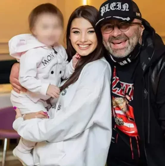 Михаил Хубутия признался в нападении с топором на Юлию Ван