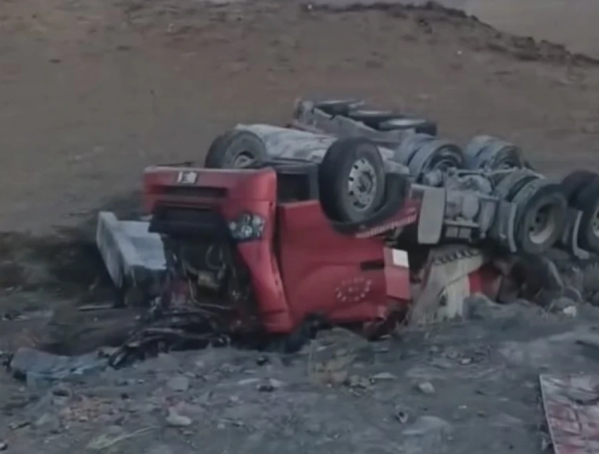 На трассе Бишкек - Ош произошло смертельное ДТП