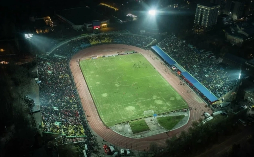 На реконструкцию стадиона в Токтогуле выделили свыше 30 млн сомов