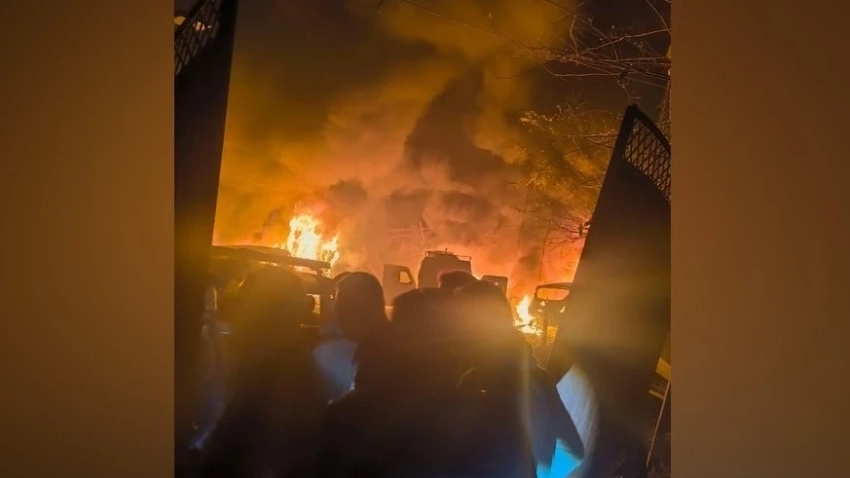 В полицейском участке в Кашмире произошел мощный взрыв