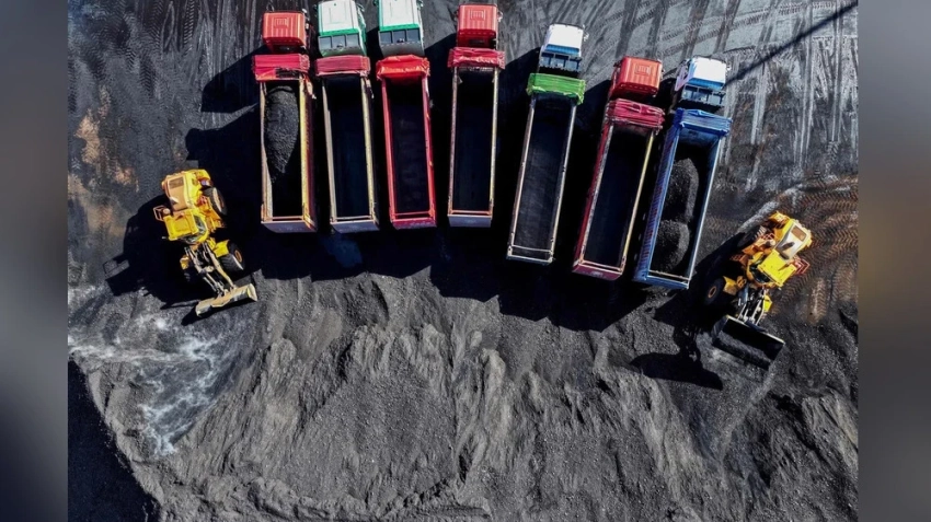 В октябре Монголия поставила в Китай 7.76 млн тонн угля