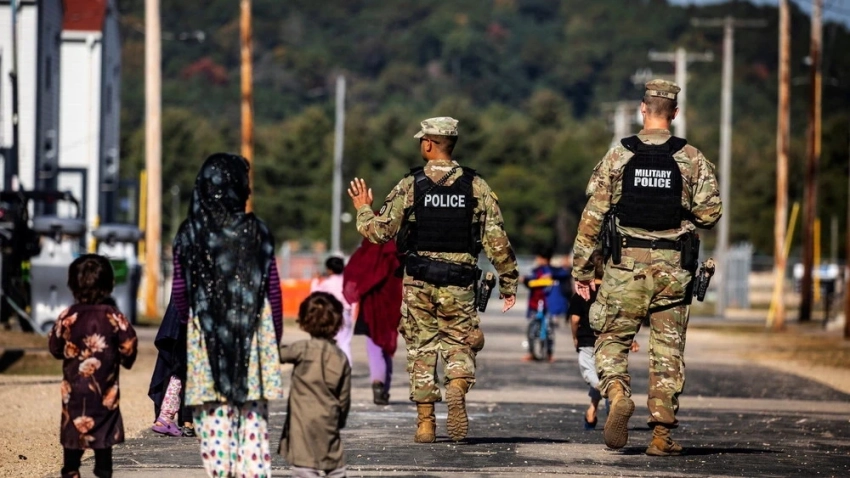 США после призыва Трампа прекратили прием заявок на въезд из Афганистана