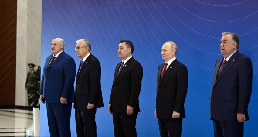 Путин: Россия предлагает оснастить страны ОДКБ современными образцами вооружения РФ