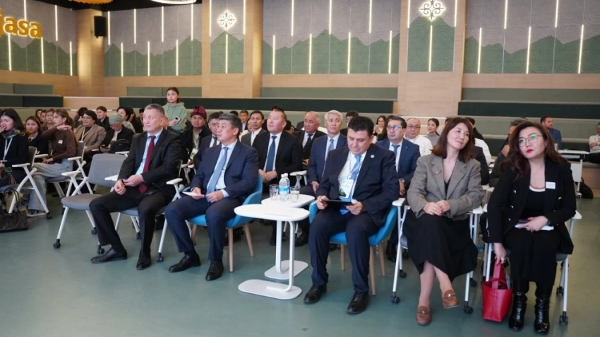 Торобаев: "Будущее агросектора строится на полях и в цифровых технологиях"