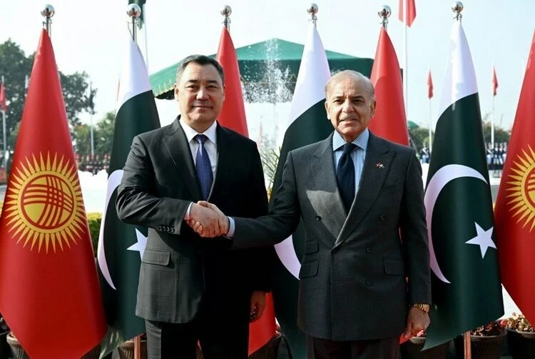Стратегическая география меняется: почему визит Садыра Жапарова в Пакистан важен