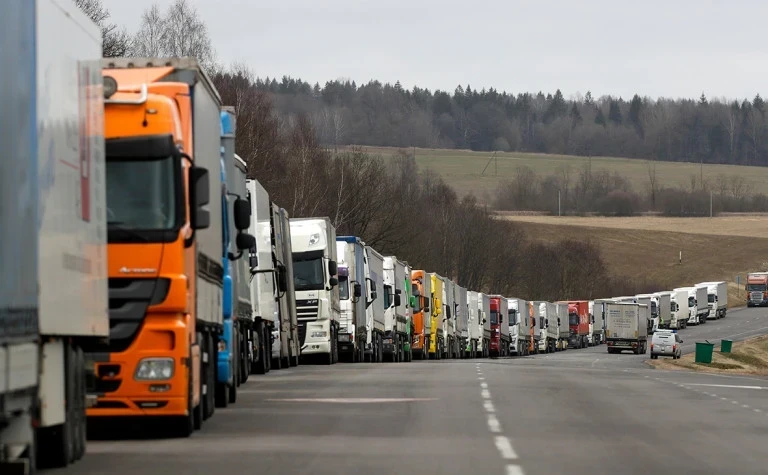 Путин до 25 декабря продлил упрощенный ввоз в РФ товаров из Казахстана и Кыргызстана