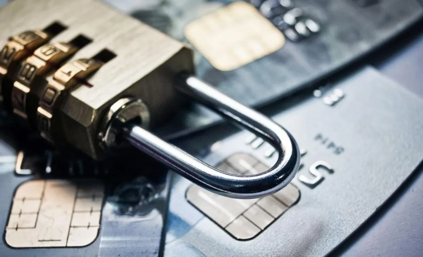 Самозапрет на кредитование набирает популярность среди кыргызстанцев