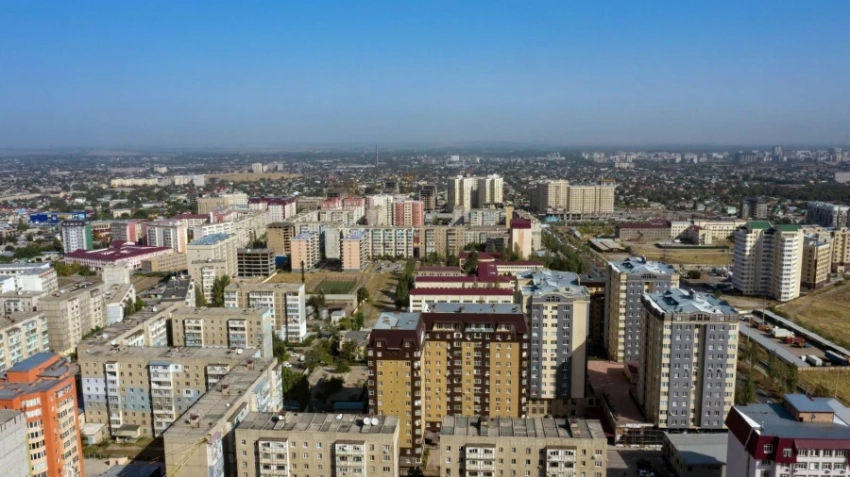 Юрист Владимир Плужник пообещал, что землю будут изымать по рыночной стоимости