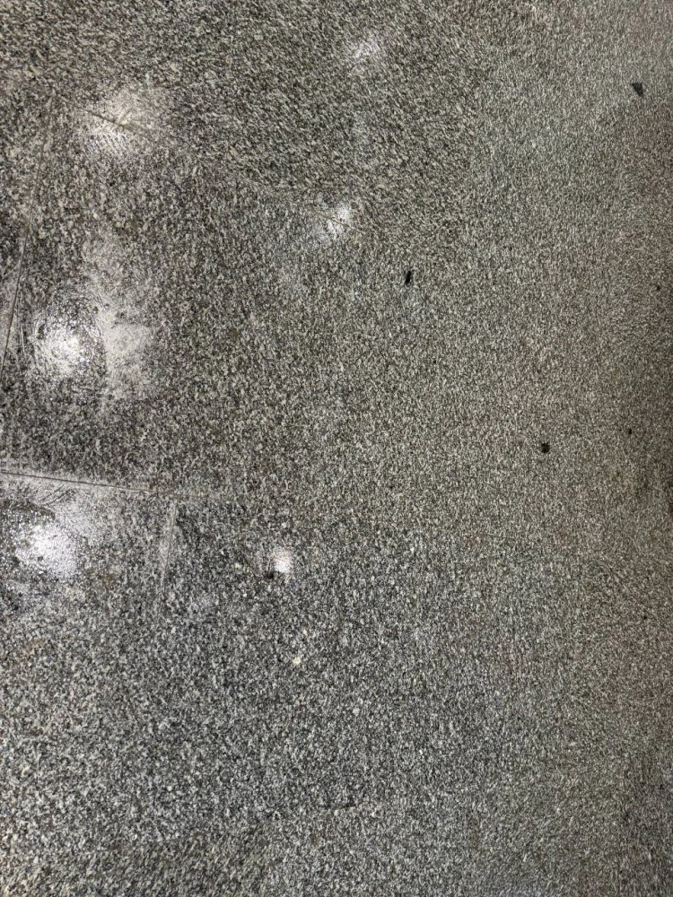 Call-центр: в новой подземке скользкий пол