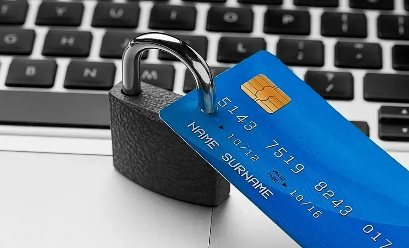 Озвучены данные, сколько кыргызстанцев оформили самозапрет на кредиты