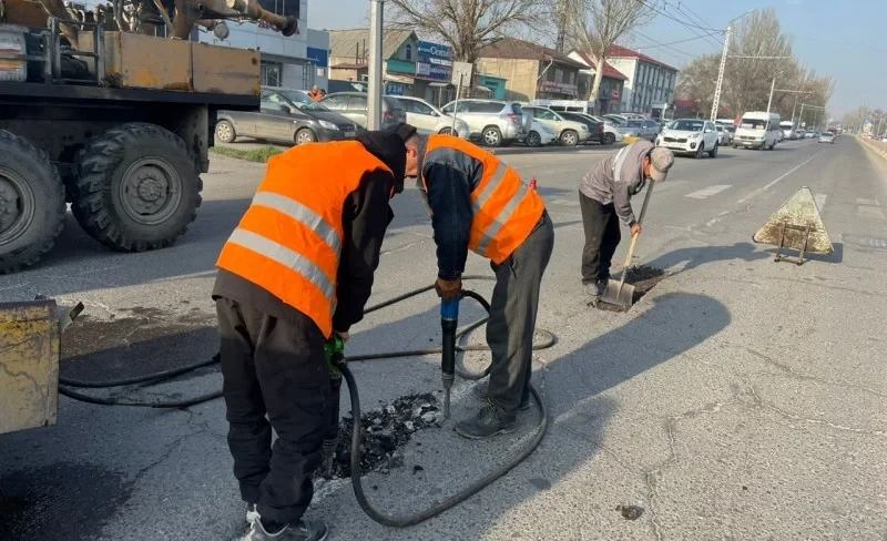 Дефекты на отремонтированных дорогах Бишкека будут устранять подрядчики