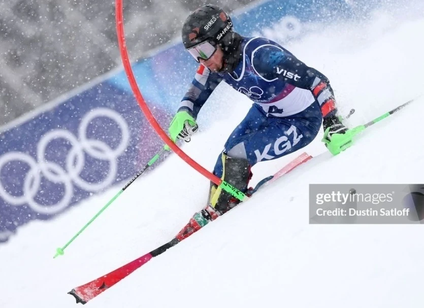 Кыргызстанец Тимур Шакиров не финишировал в слаломе на Олимпиаде-2026