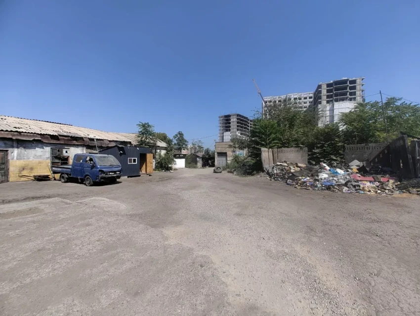 На баланс государства возвращена территория Ошского пассажирского автотранспортного предприятия