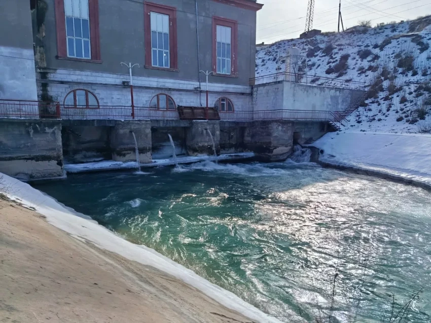 Минэнерго КР: Ведется разработка ТЭО строительства Нижне-Тарской ГЭС и реконструкции Быстровской ГЭС