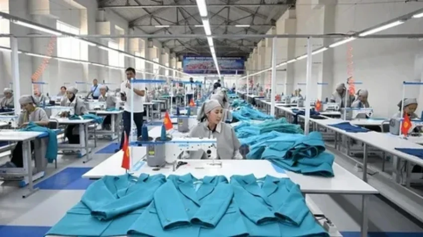 Два государственных банка выдают беспроцентные кредиты для швейников