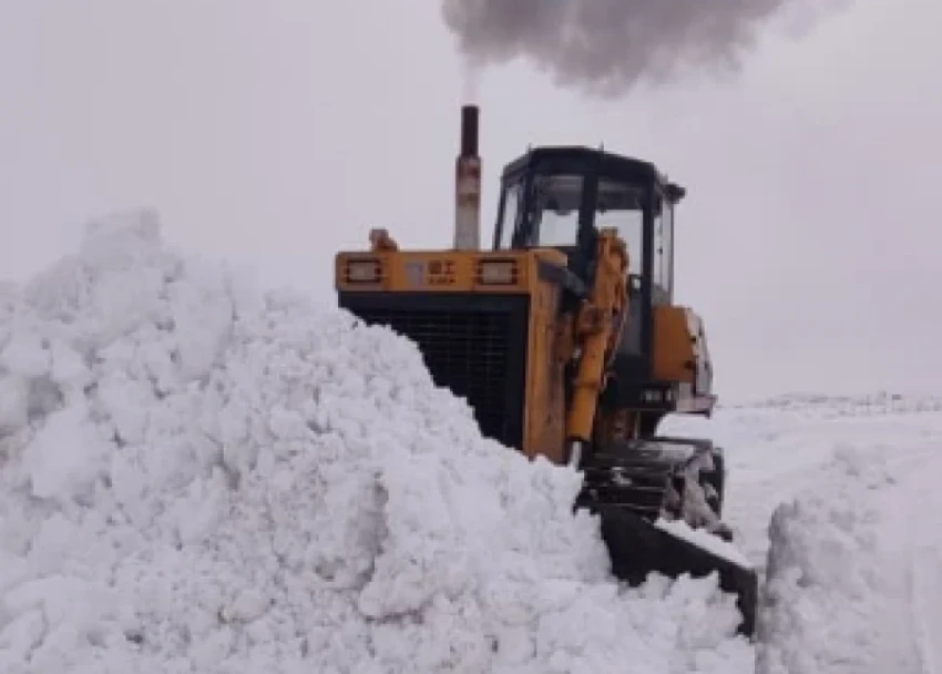 Автодорога Бишкек–Ош временно закрыта из-за схода лавин