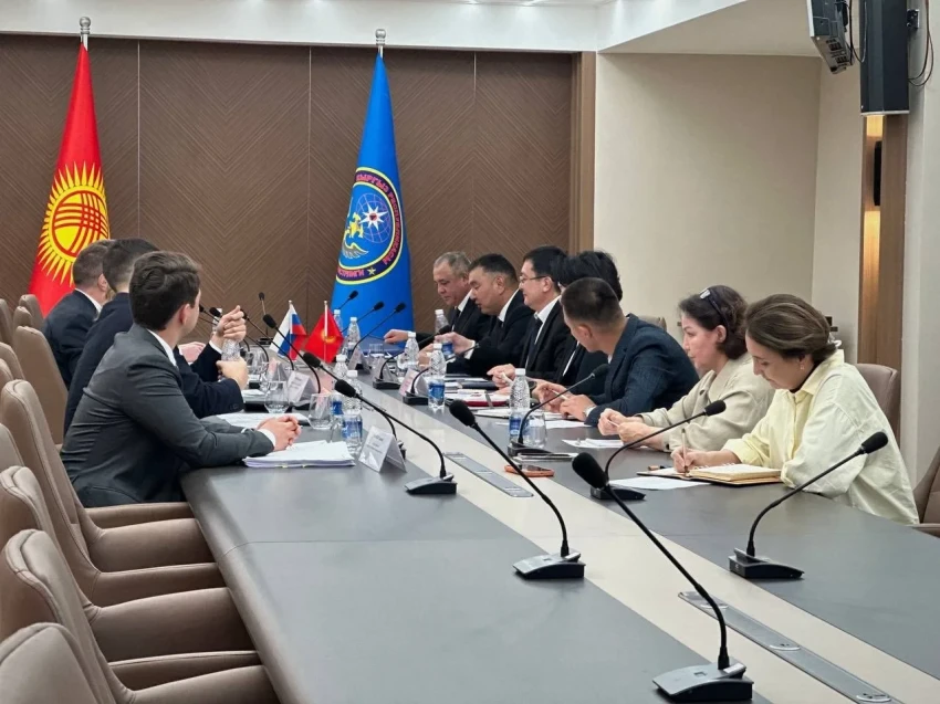 МЧС КР и «Росатом» обсудили рекультивацию урановых объектов
